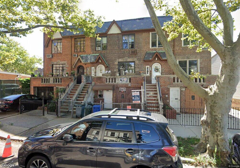 3151 45th St, Astoria, NY 11103 - photo 1