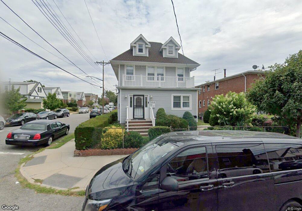 6203 136th St, Flushing, NY 11367 - photo 1