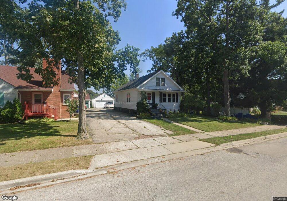 215 S Orchard Ave, Waukegan, IL 60085 - photo 1