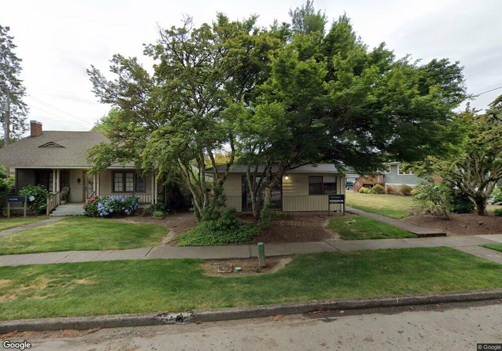 1204 E Sheridan St, Newberg, OR 97132 - photo 1