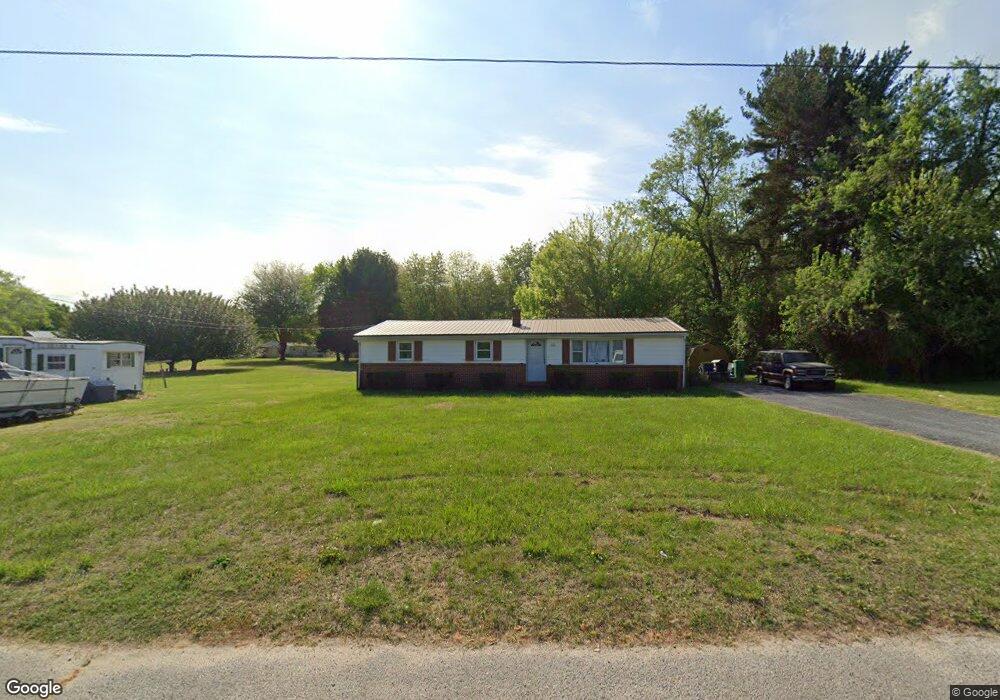 203 Headstart Ln, Dover, DE 19901 - photo 1