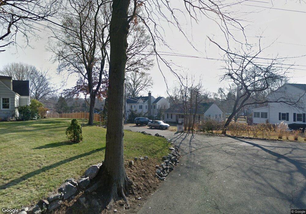 15 Crimmins Rd, Darien, CT 06820 - photo 1