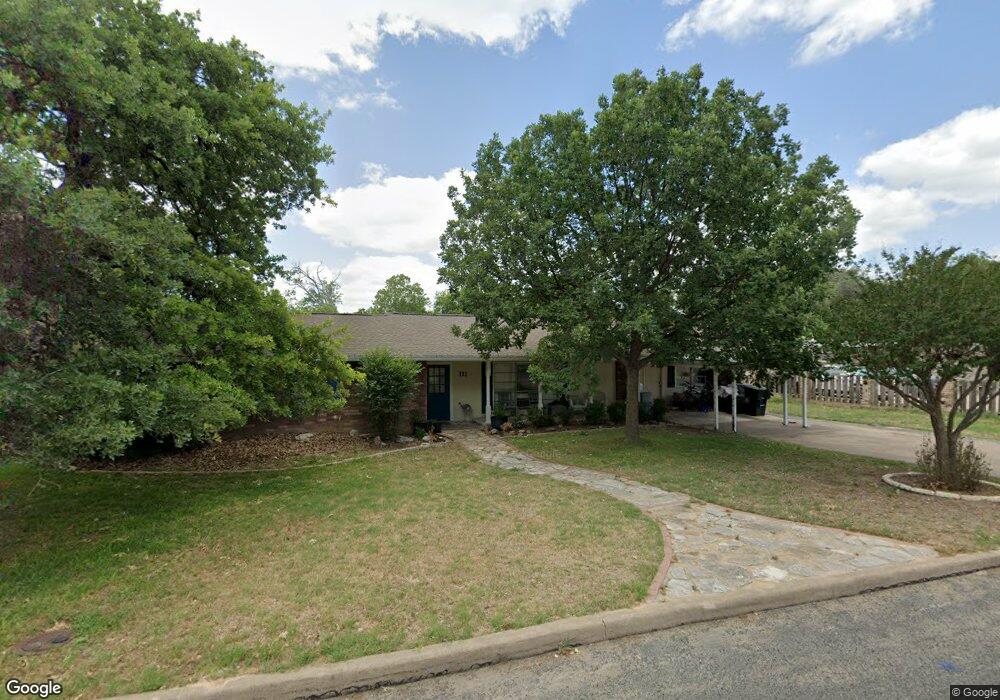 111 Ridgewood Dr, Fredericksburg, TX 78624 - photo 1