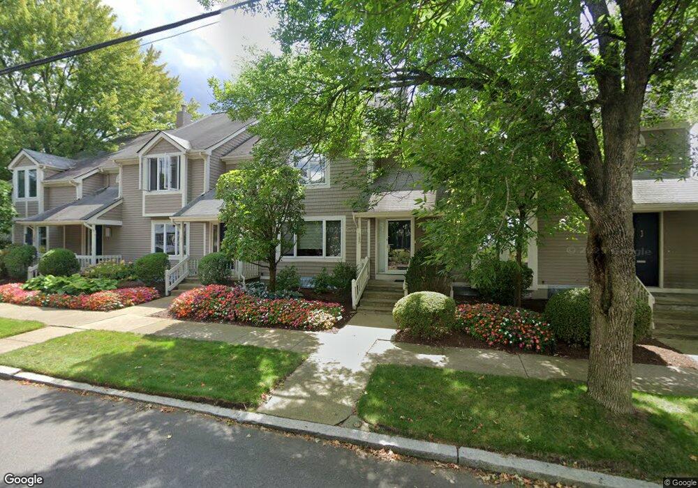 185 Laurel Ave unit 3, Providence, RI 02906 - photo 1