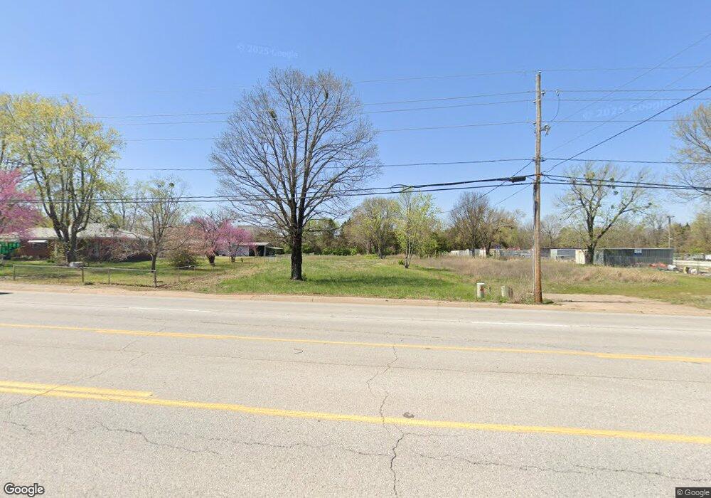 1905 S School Ave, Fayetteville, AR 72701 - photo 1