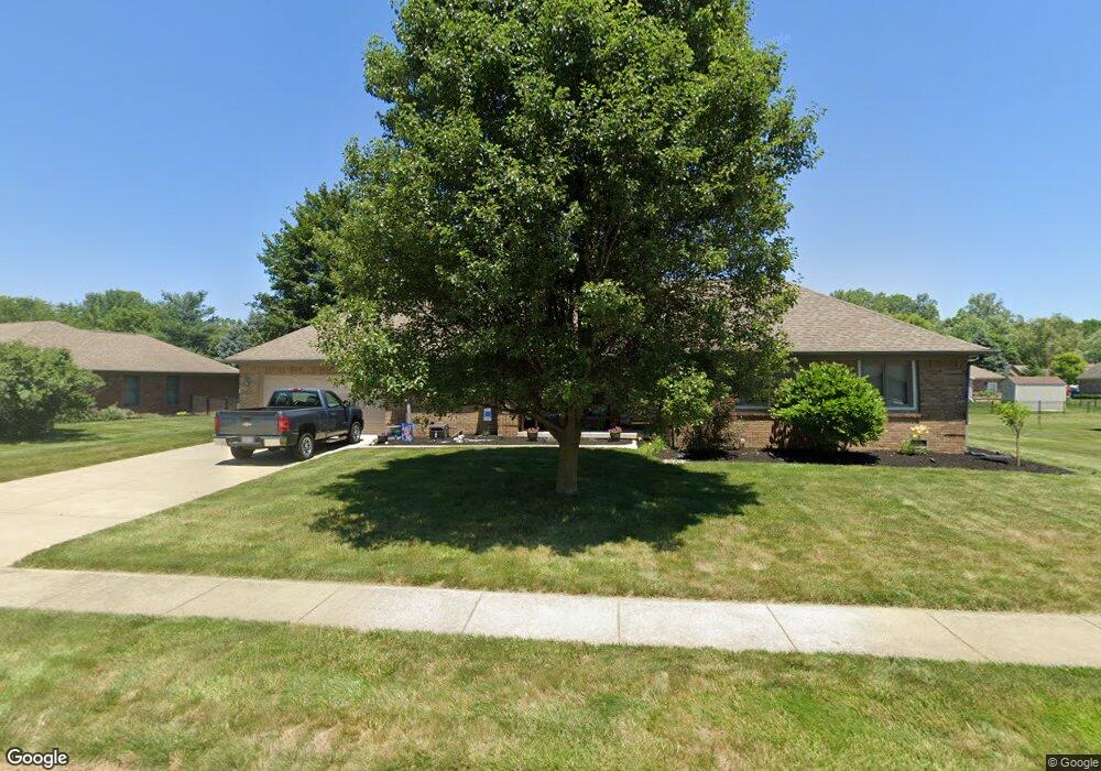 559 Summit Dr, Plainfield, IN 46168 - photo 1