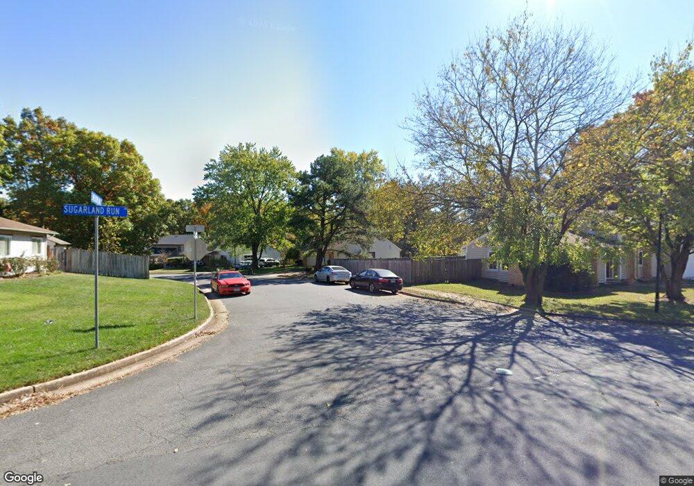 146 E Meadowland Ln, Sterling, VA 20164 - photo 1