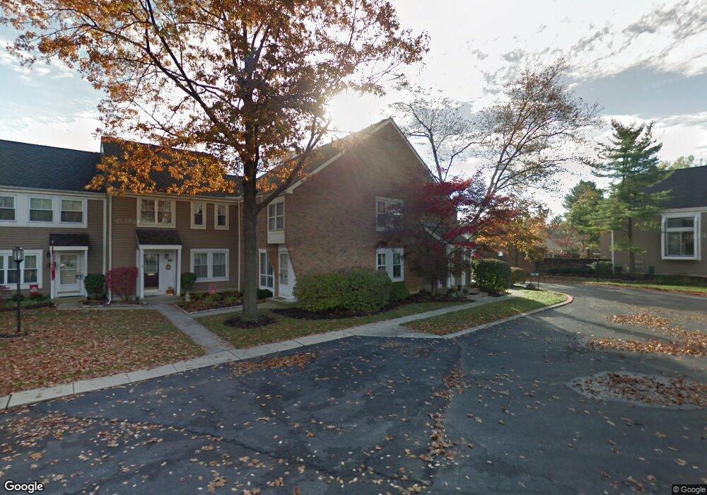 5593 Chowning Way, Columbus, OH 43213 - photo 1