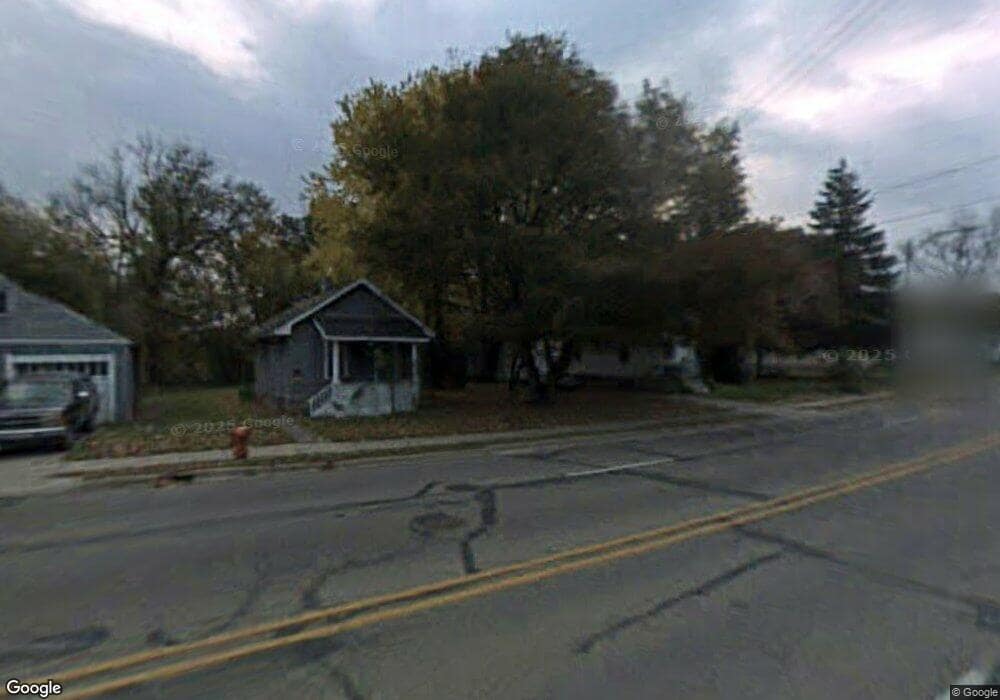 1714 N Martin Luther King jr Blvd, Lansing, MI 48915 - photo 1