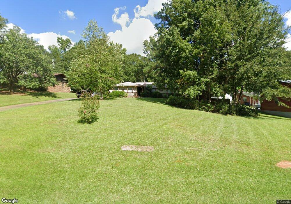 1205 Wimbledon Dr, Dothan, AL 36305 - photo 1