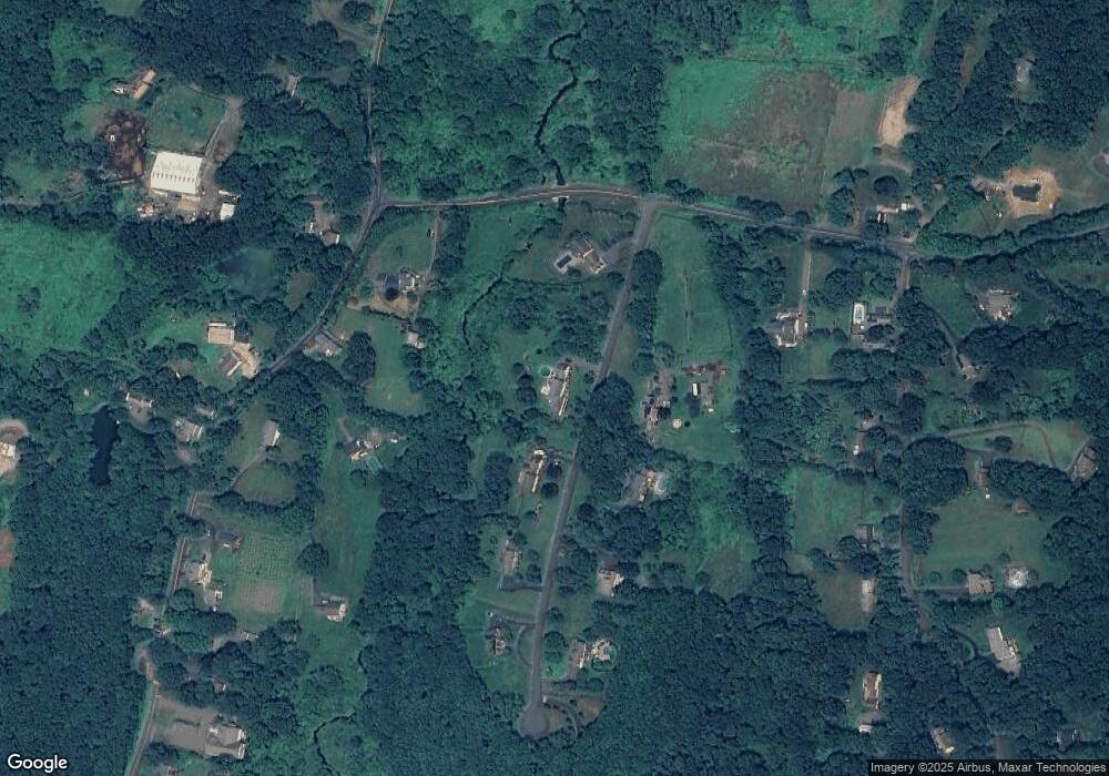 4 Lazybrook Rd, Newtown, CT 06470 - photo 1