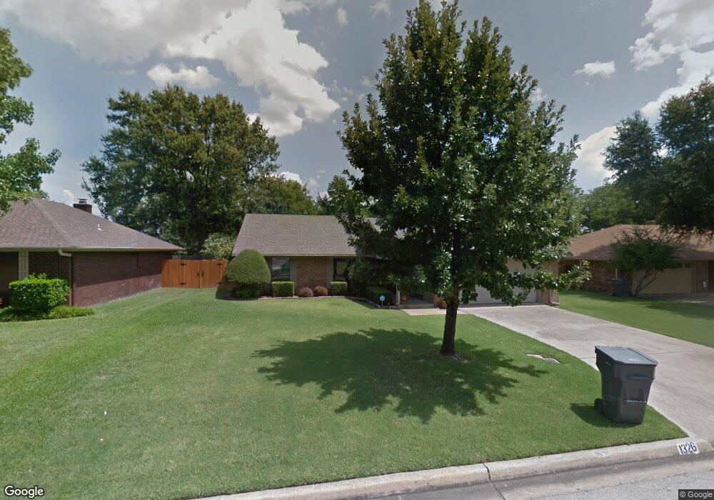 1326 Sunny Ln, Ardmore, OK 73401 - photo 1