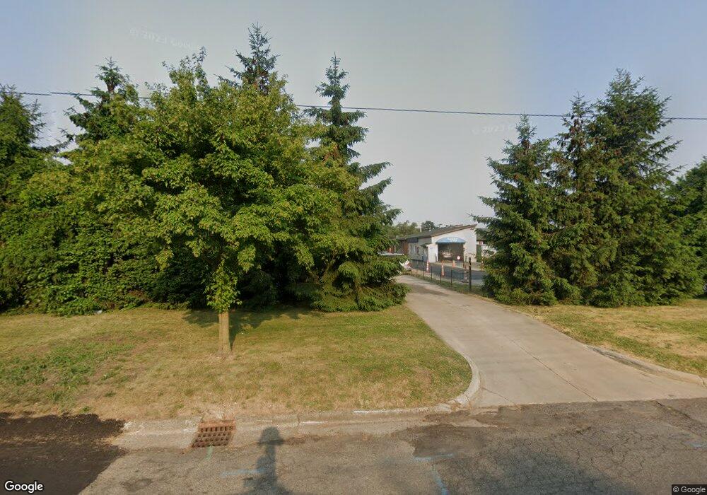 509 S Orange St, Sturgis, MI 49091 - photo 1