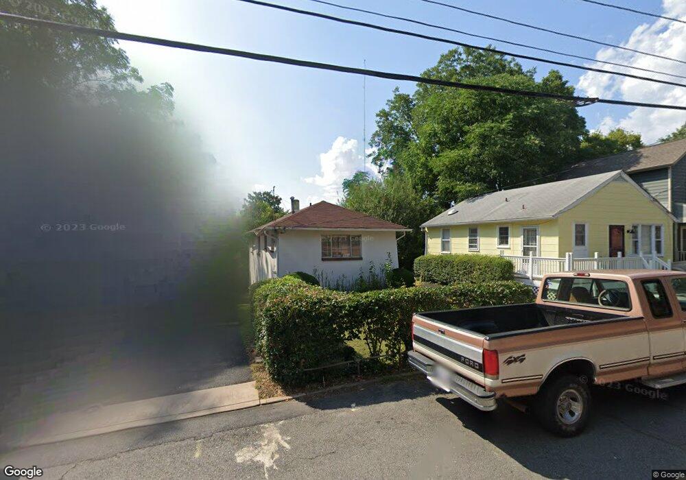 229 4th St SW, Charlottesville, VA 22903 - photo 1