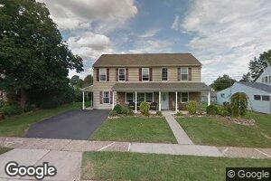 17 Canary Rd, Levittown, PA 19057