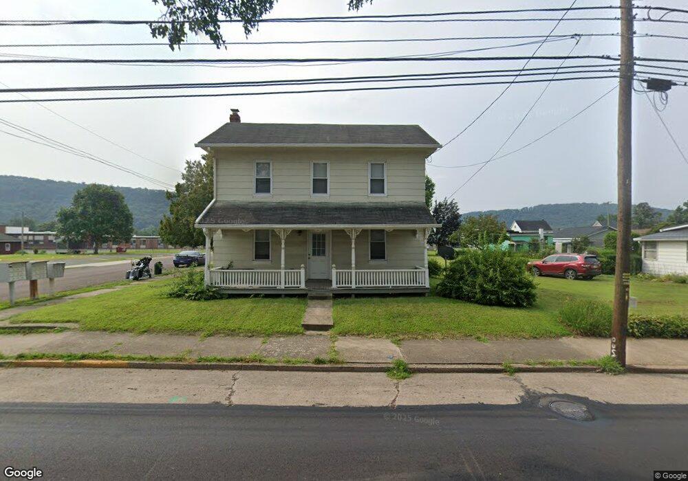 632 3rd St, Nescopeck, PA 18635 - photo 1