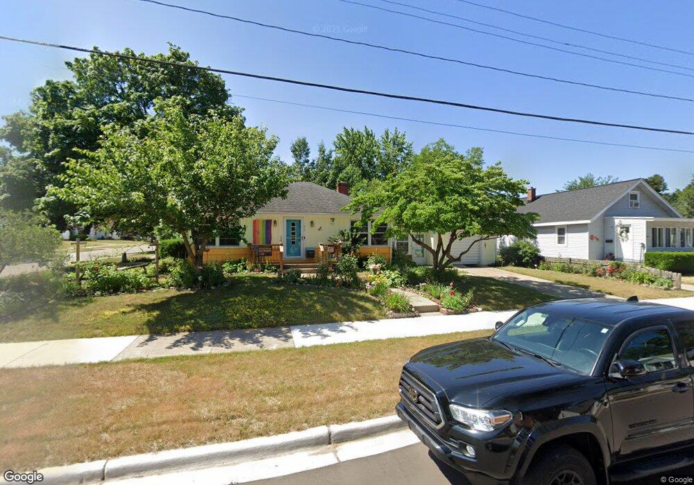 850 Eleanor St NE, Grand Rapids, MI 49505 - photo 1