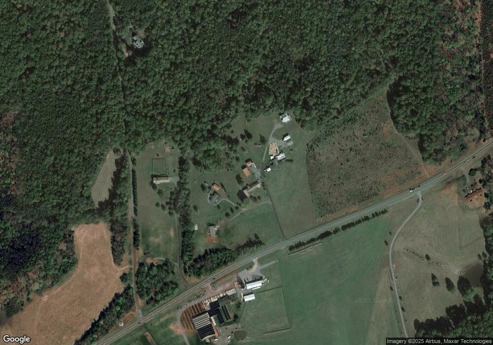 9098 Sunflower Ln, Rhoadesville, VA 22542 - photo 1