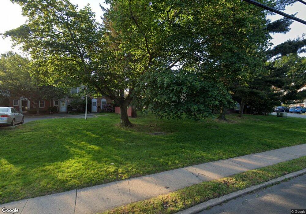 14 Salem Walk, Milford, CT 06460 - photo 1