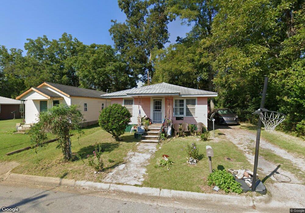 409 Bloom St, Dothan, AL 36303 - photo 1