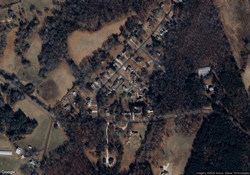 813 Ruswood Ct unit 2, Winder, GA 30680 - photo 1