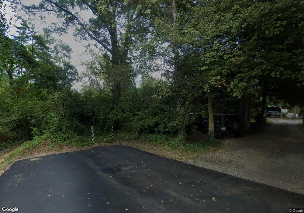 7316 Burroughs Ln, Falls Church, VA 22043 - photo 1