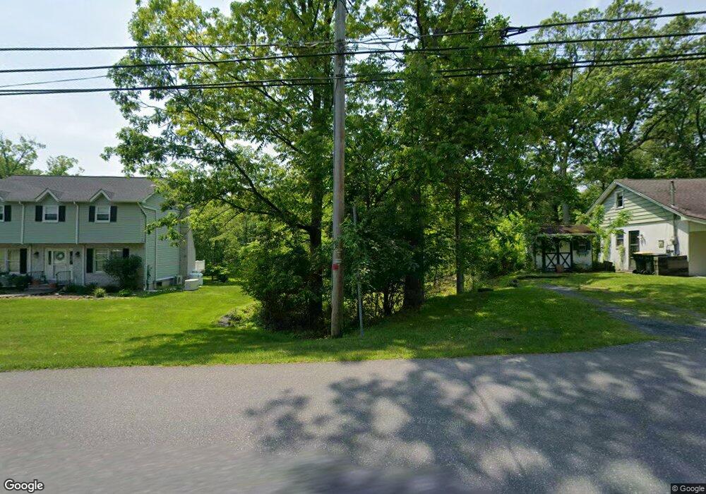 2708 Welshtown Rd, Slatington, PA 18080 - photo 1