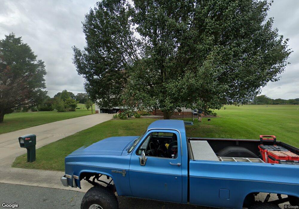 148 Hobbs Hole Ln, Tappahannock, VA 22560 - photo 1