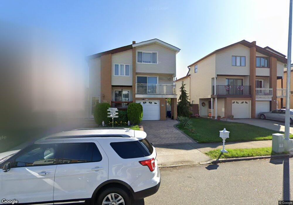 249 Doane Ave, Staten Island, NY 10308 - photo 1