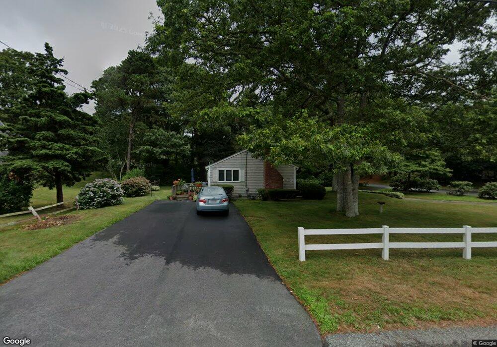 21 Bennets Neck Dr, Pocasset, MA 02559 - photo 1