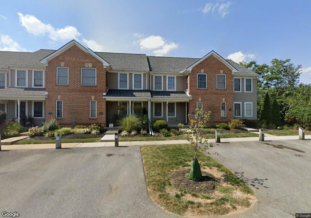 4015 Bradford Cir unit E18, Mount Joy, PA 17552 - photo 1