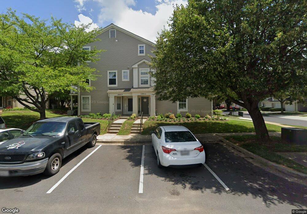 19919 Gateshead Cir, Germantown, MD 20876 - photo 1