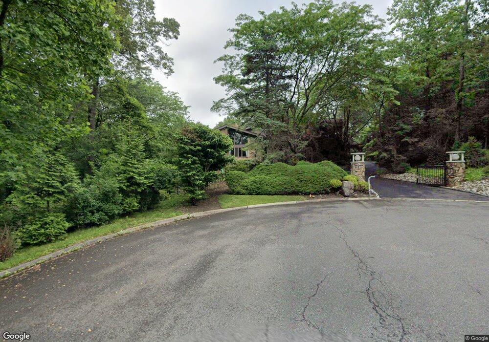 20 Margo Way, Alpine, NJ 07620 - photo 1