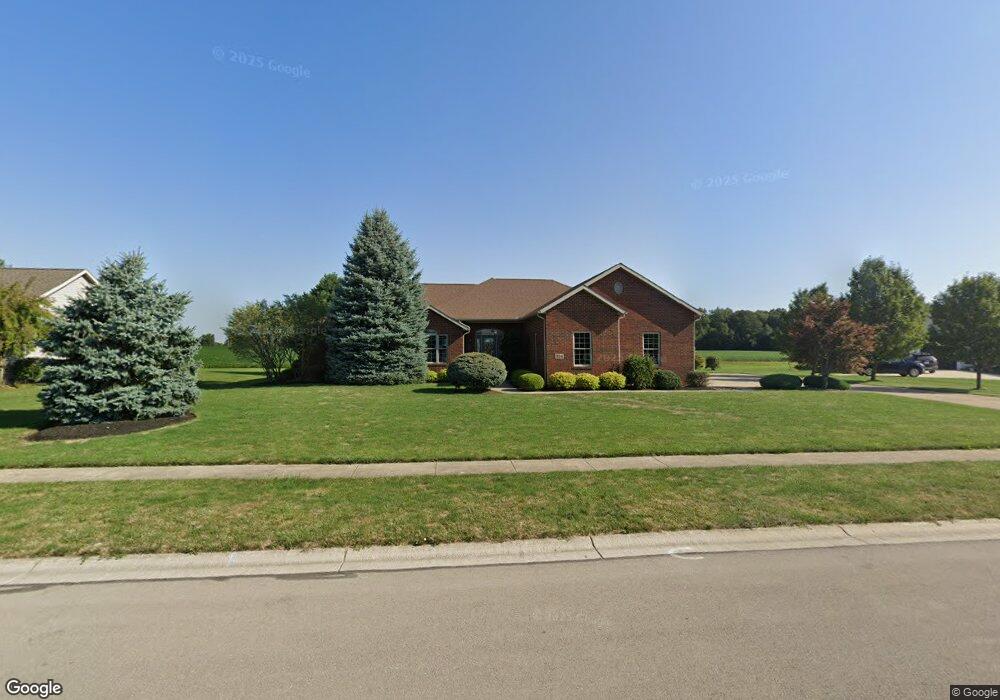 304 Dunloe Ct, Bucyrus, OH 44820 - photo 1