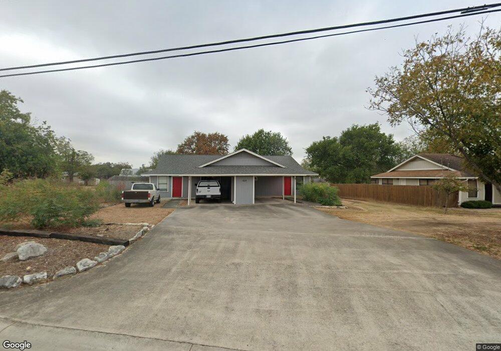 829 Gruene Rd, New Braunfels, TX 78130 - photo 1