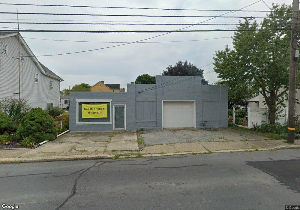 3208 Lehigh St, Hokendauqua, PA 18052 - photo 1