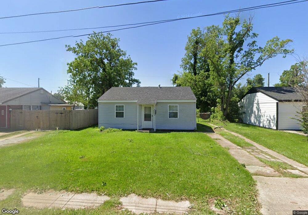 2406 E Prien Lake Rd, Lake Charles, LA 70601 - photo 1