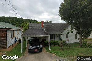 206 S Chestnut St, Sutton, WV 26601
