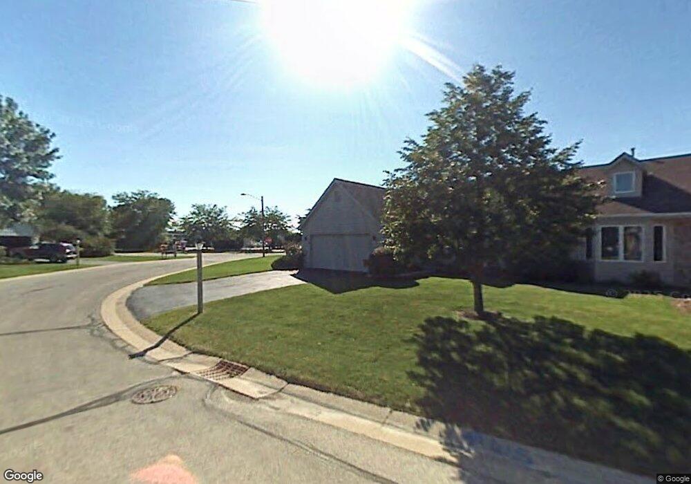 1040 Lansdowne Ct unit V6, Brookfield, WI 53045 - photo 1
