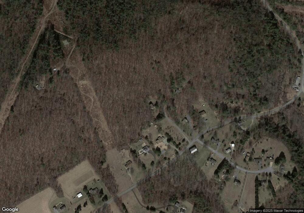 286 Roth Rd, New Bloomfield, PA 17068 - photo 1