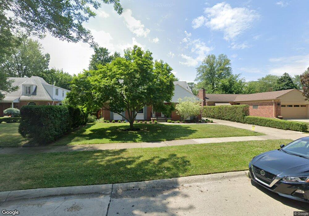 157 Ridgemont Rd, Grosse Pointe Farms, MI 48236 - photo 1