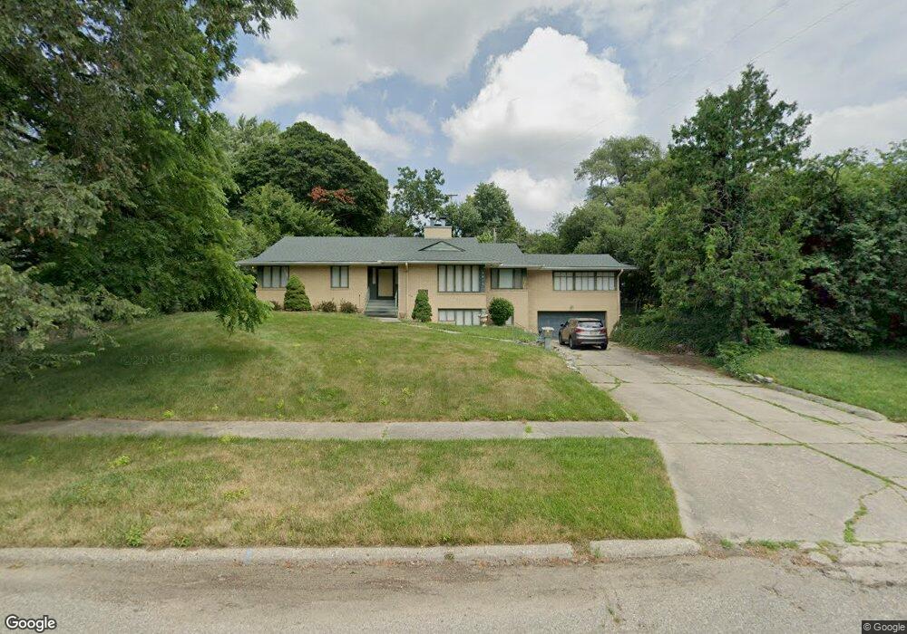 1919 Hampden Rd, Flint, MI 48503 - photo 1