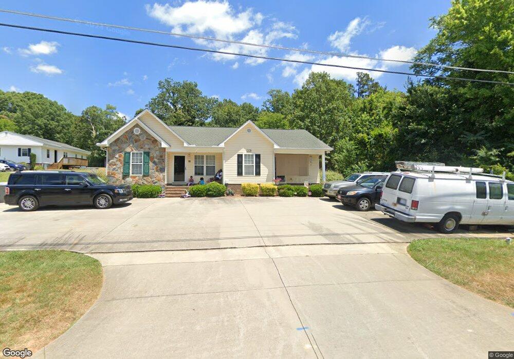 656 Lincoln Ave, Asheboro, NC 27205 - photo 1