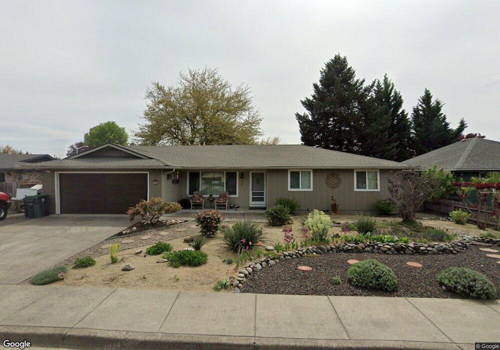 525 Palo Verde Way, Central Point, OR 97502 - photo 1