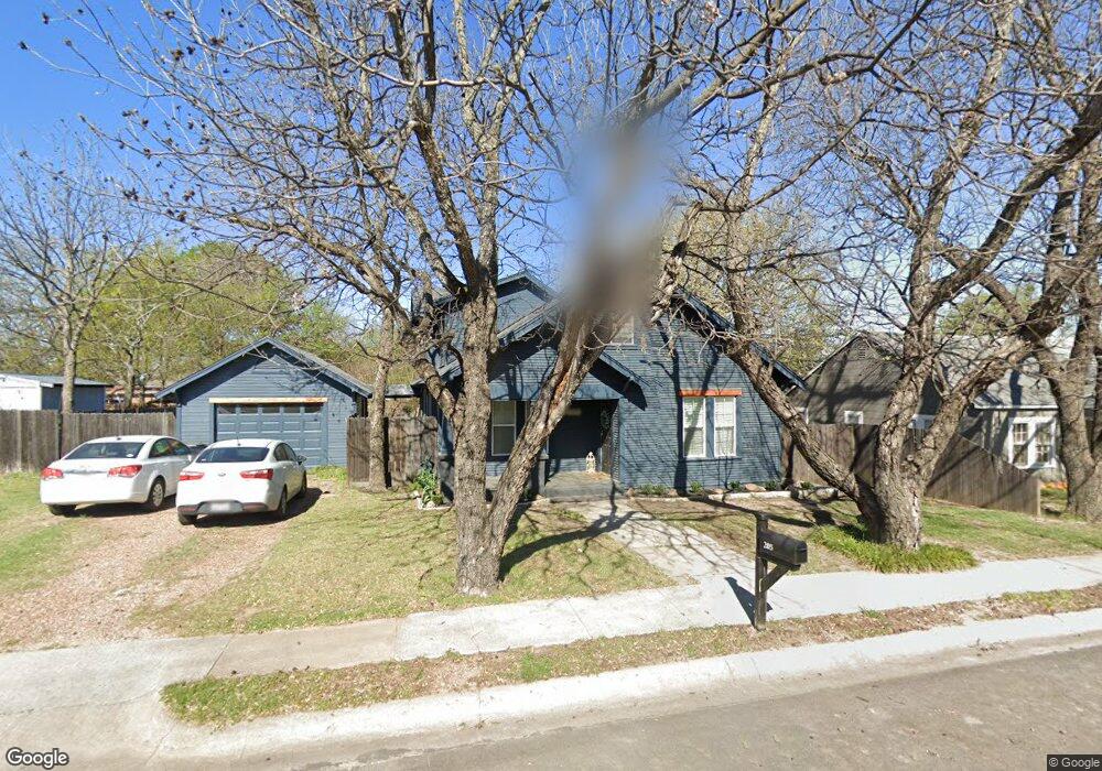 205 N Lane St, Decatur, TX 76234 - photo 1