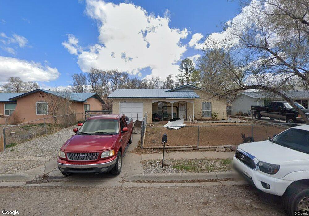 704 Glenwood Ave, Espanola, NM 87532 - photo 1