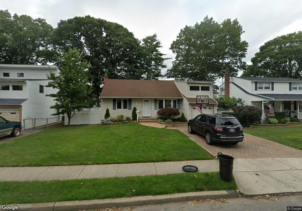 3867 Beechwood Place, Seaford, NY 11783 - photo 1
