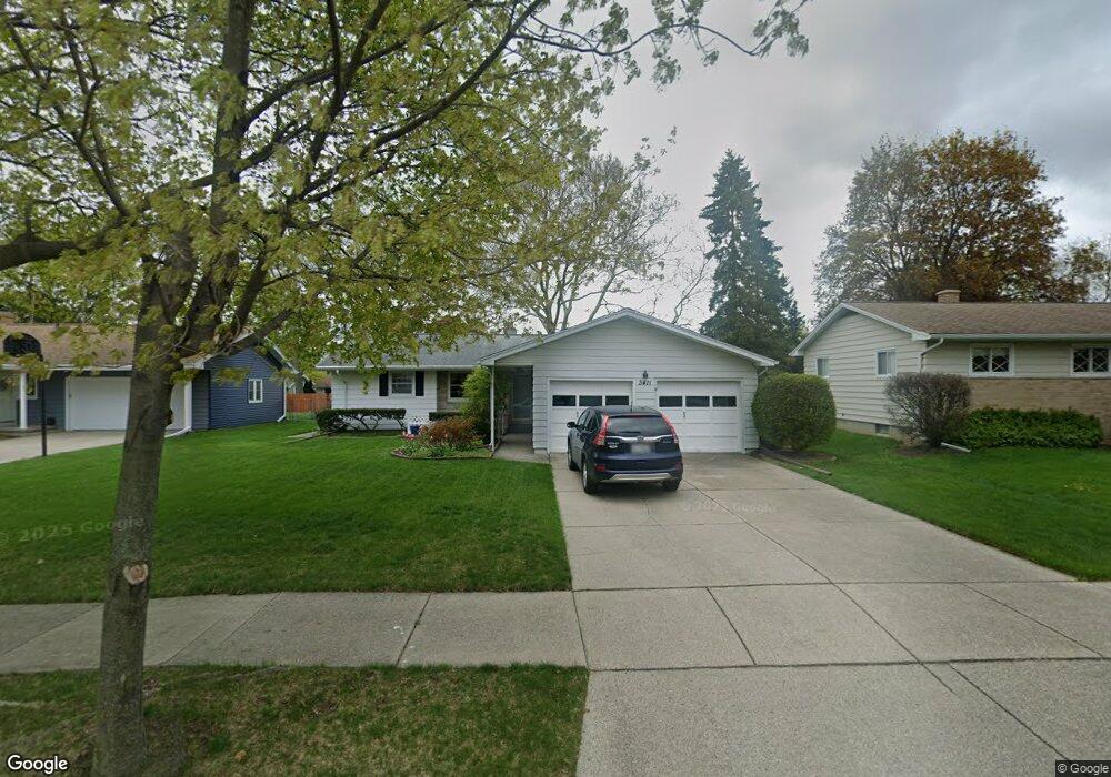 3411 Snowglen Ln, Lansing, MI 48917 - photo 1