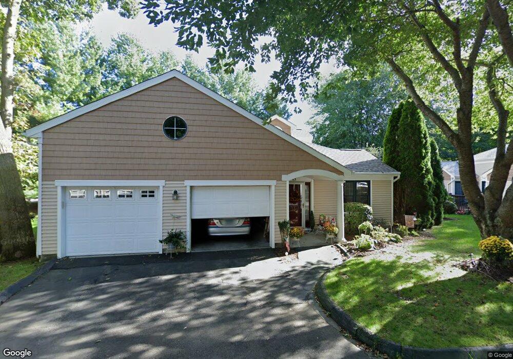 63 Red Cedar Cir, Orange, CT 06477 - photo 1