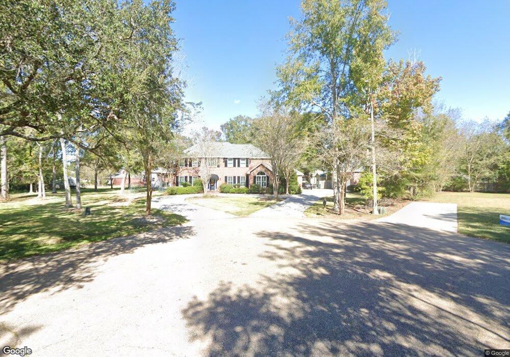 704 Chic A Dee Ct, Slidell, LA 70461 - photo 1